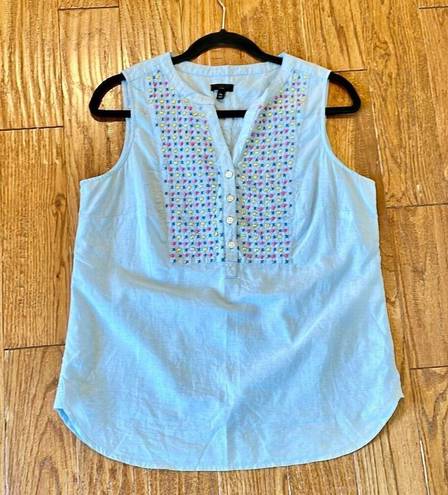 Talbots  blue beaded front sleeveless blouse size medium petite