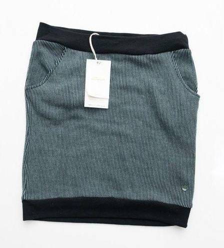 Skunkfunk. Kiara Knit Mini Skirt. Size M