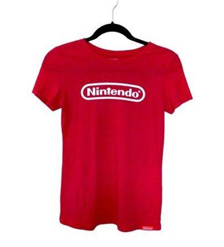 Nintendo  Short Sleeve Red Tee Size Small