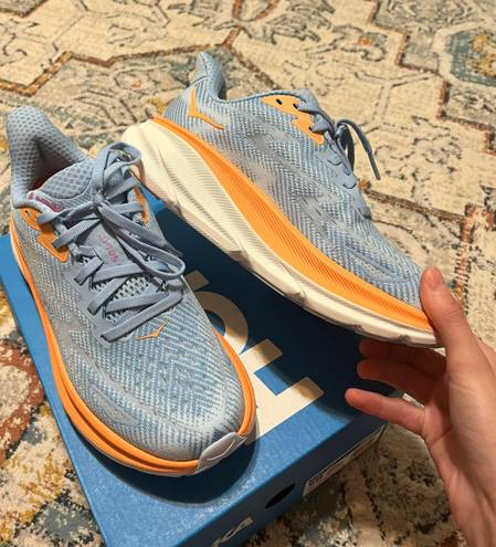 Hoka Clifton 9 Running Shoes