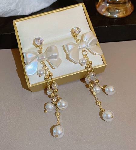 Elegant Bow White Pearl Dangle Drop Earrings for Women Gold