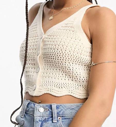 New Look  button down crochet top in oatmeal size 10