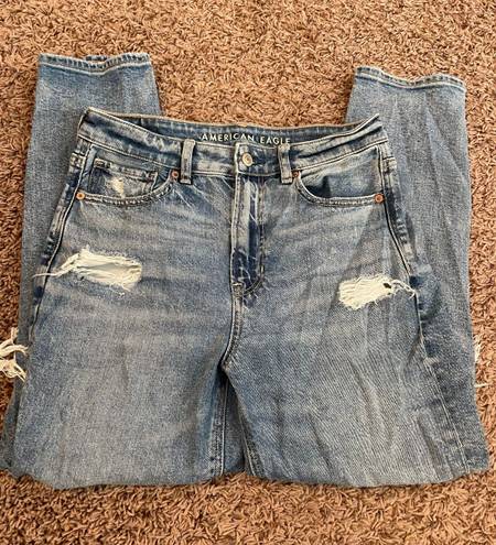 American Eagle Outfitters Ripped Jean