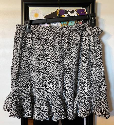 American Eagle Cheetah Print Skirt