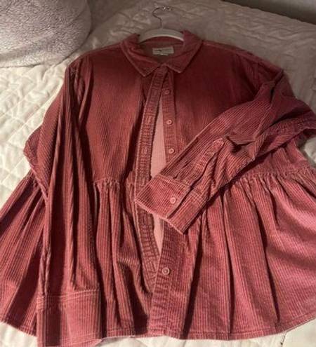 American Eagle Pink blazer very cute style in good condition