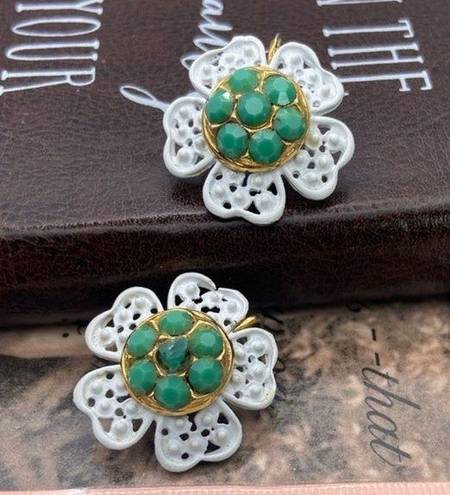 Petal 1950s Vintage Large Green Jade White Flower  Earrings Gold Tone