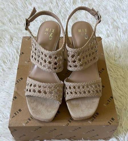 mix no. 6  Women’s Jesper Wedge Sandal in taupe size 9.5 M