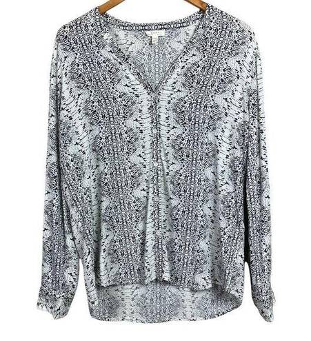 Joie Soft  Blouse Womens Small Black White‎ Button Down Snake Print Dane