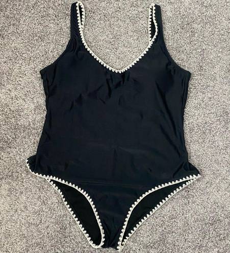 Women’s Black One