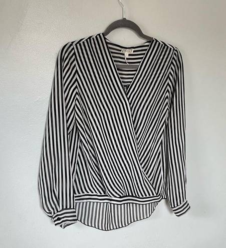 Kirra   Boutique Striped Blouse, cross front with snap closure Black White Medium