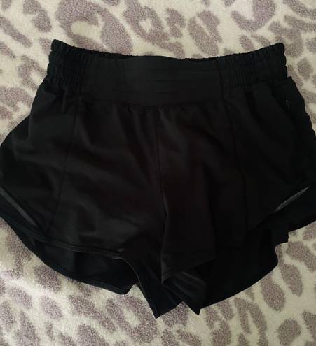 Lululemon Hotty Hot Shorts 4”