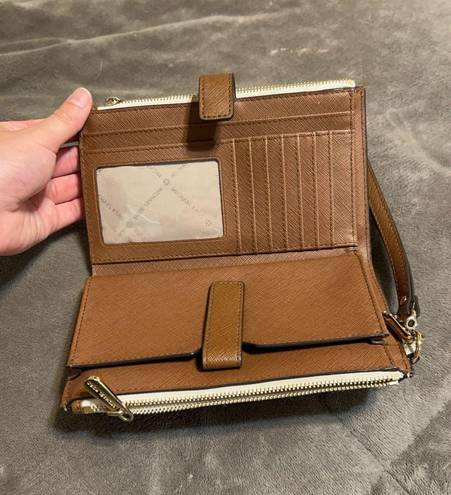 Michael Kors Wallets