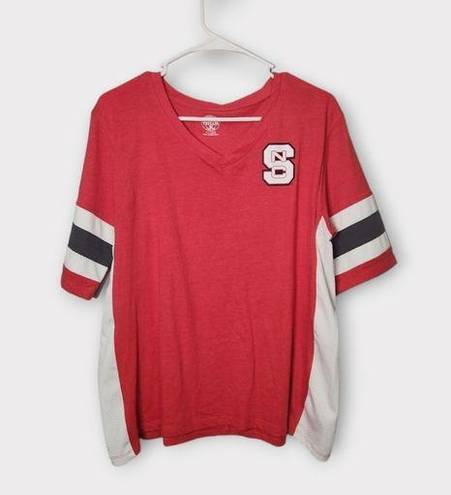 Rivalry Threads  NC State Graphic V-Neck T-Shirt L