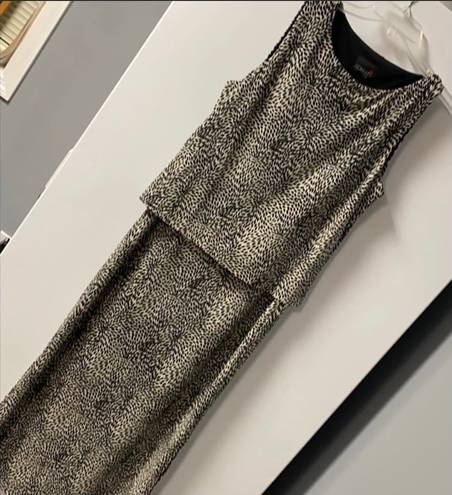 Scarlett Blk/tan sparkly sleeveless dress. Size M