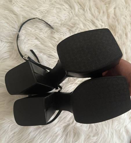 Black Platform Heels Size 7