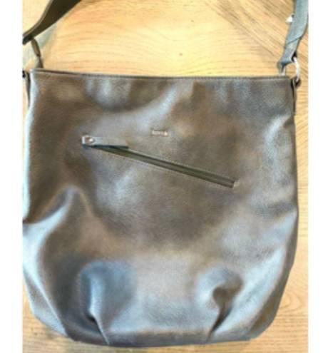 Kensie NWOT faux leather  shoulder bag. Sz 14.5”x13.5”. Mint!