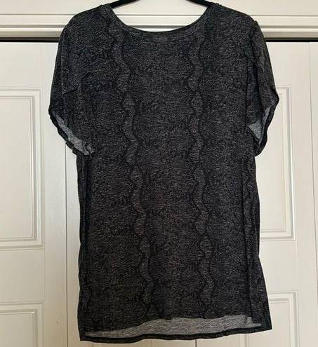 LuLaRoe  Flutter Sleeve Top