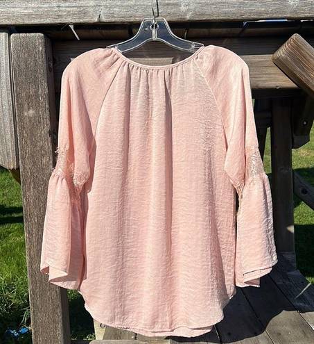 Crave fame  by Almost Famous Pink Long Sleeve Blouse Women’s Size Medium