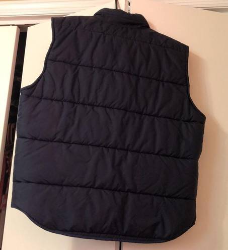 JC Penny  quilted vest blue color size large