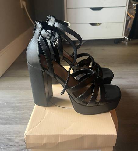 Black Wedge Heels Size 7