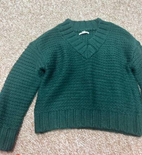 American Eagle Sweater