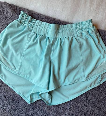 Lululemon Hotty Hot Short 2.5”