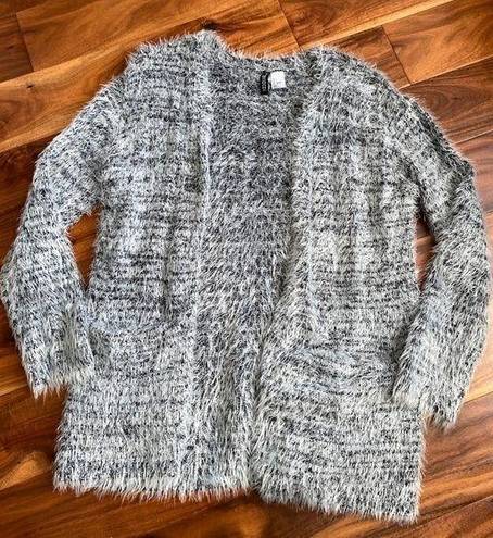 Divided Grey Open Cardigan Eyelash Knit Softest with Pockets Small H&M