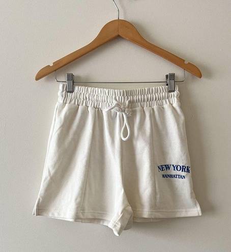 Forever 21 New York Manhattan High Waisted Shorts Size Small