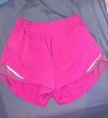 Lululemon Hotty Hot Shorts 4”