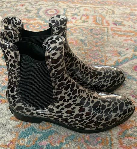 Seven7 Leopard Rain Boots