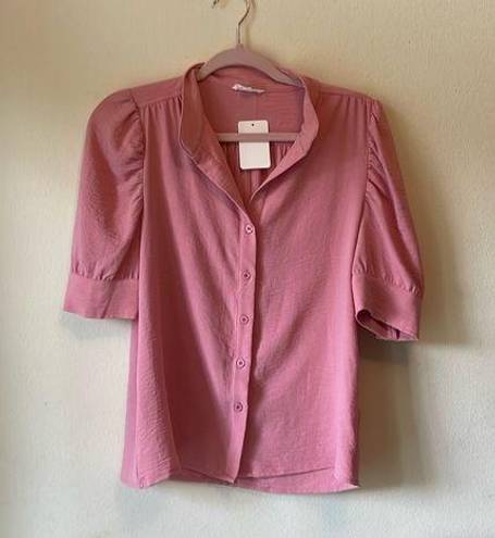 AVARA, pink short sleeve blouse