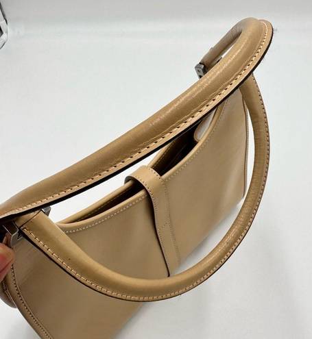 Gucci Beige  Jackie Bardot Shoulder Bag.