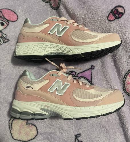 New Balance Pink