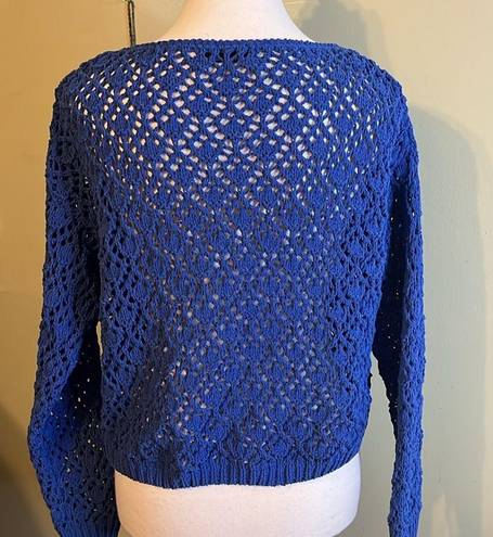 The Moon  & Madison loose knit bright blue cropped soft sweater