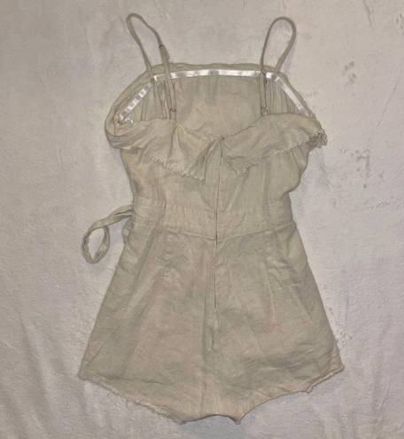 Princess Polly Boutique Rally Romper size Small (6)