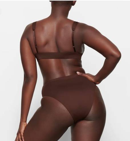 SKIMS Low plunge Cocoa large Swim Or Bandeau