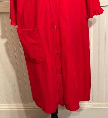 JC Penny Vintage 1970s  Misses Robe, House Coat, vintage lingerie