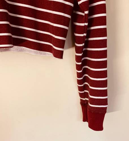 Hollister Striped Hooded Crop Top in Burgundy size S