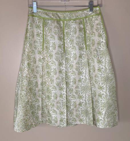 Ann Taylor 100% Silk Floral Box Pleat Skirt.  Very good preowned condition  Side button closure  Perfect for Easter, Spring and Summer Sz 0