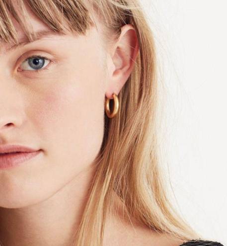 Madewell NWT  Chunky Small Hoop Earrings Gold