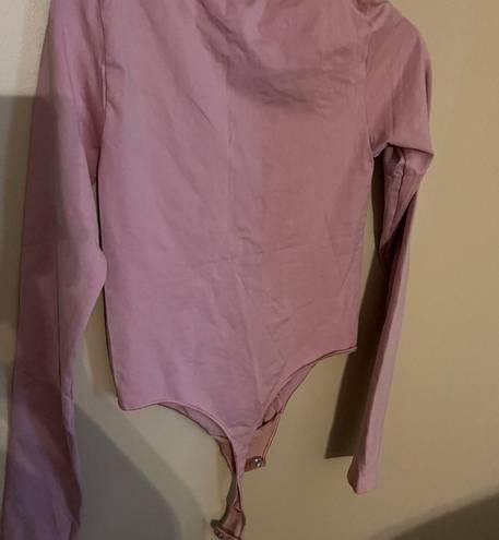 Babaton  medium pink bodysuit