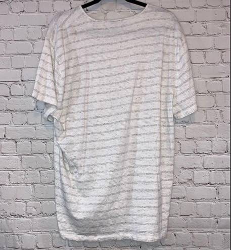 DKNY 🇺🇸  White & Gray Striped Short Sleeve Tee Shirt