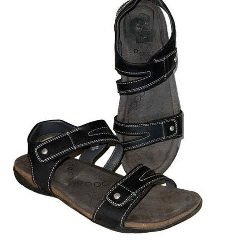 Khombu  Women's Ava Sport Outdoor Sandals Cushion Ankle Strap Black Size 8