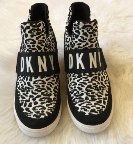 DKNY  Sneakers