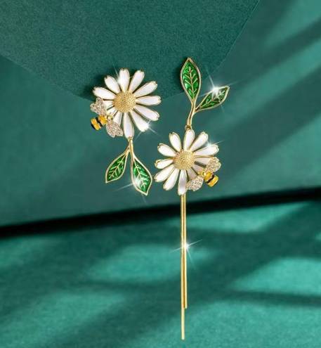 Daisy  leaf bee design cute enamel dangle zinc alloy earrings faux fashion Jewelr