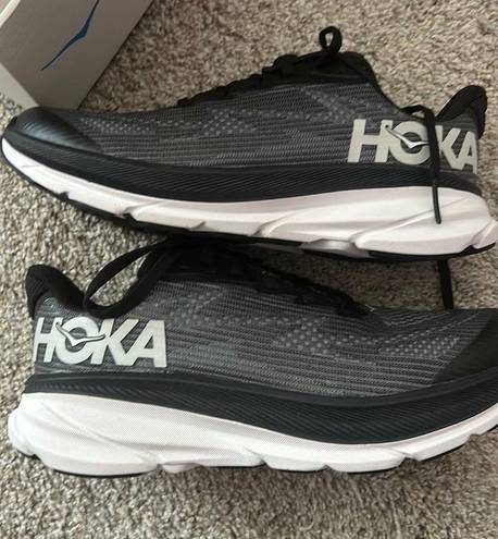 Hoka Clifton 9 Shoes