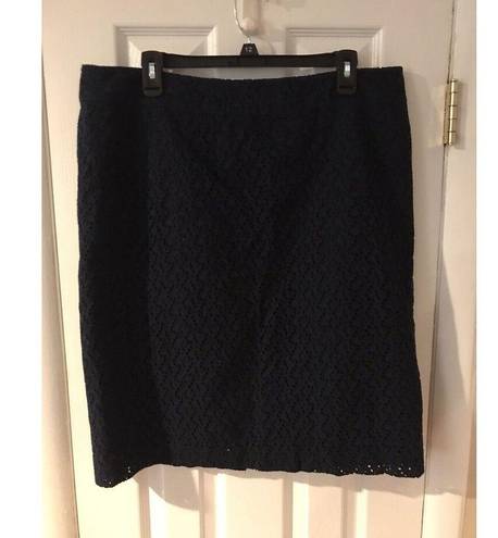 Talbots  Woman Navy Blue Eyelet Skirt Womens 16 100% Cotton Zip At Back￼ G2