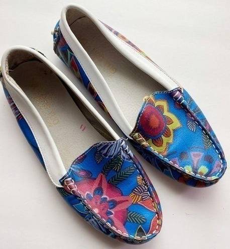 ma*rs Mr &  Yuo • Leather Floral Loafer Flats