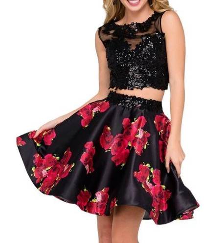 Jovani  2 Piece Skirt Set Floral Size 6 NEW