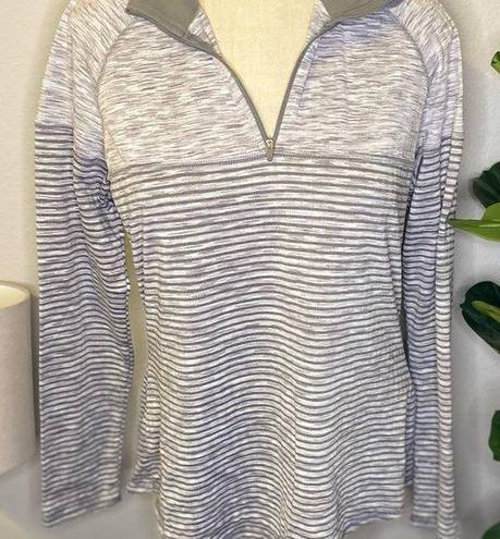 Avia  grey and white striped pullover in large